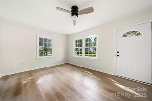 314 S Holland St, Dallas, NC 28034 - Photo 7