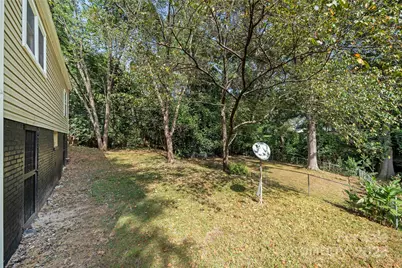 314 S Holland Street, Dallas, NC 28034 - Photo 5