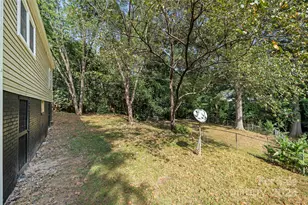 314 S Holland St, Dallas, NC 28034 - Photo 5