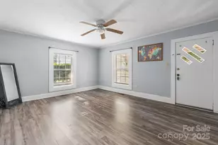 1302 1st Ave NW, Hickory, NC 28601 - Photo 7