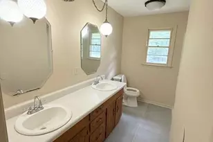 366 Old Race Track Rd, Gaffney, SC 29340 - Photo 9