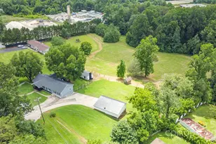 1164 Bradford Mountain Rd, Lenoir, NC 28645 - Photo 5