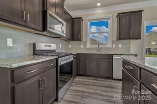 59 Thornberry Rd, Hendersonville, NC 28792 - Photo 21