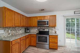 2119 Wexford Way, Statesville, NC 28625 - Photo 9