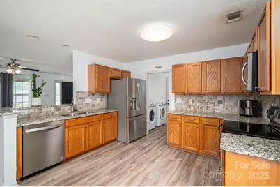 2119 Wexford Way, Statesville, NC 28625 - Photo 7