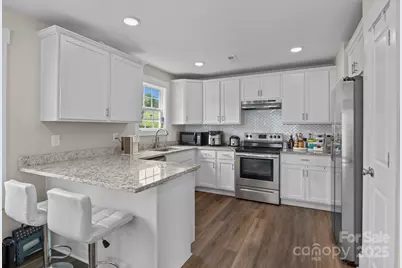 818 W Carolina Avenue, Bessemer City, NC 28016 - Photo 21