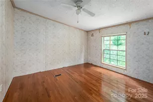 25 Elkins Branch Rd, Weaverville, NC 28787 - Photo 9