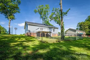 1152 Long Dr, Newton, NC 28658 - Photo 17