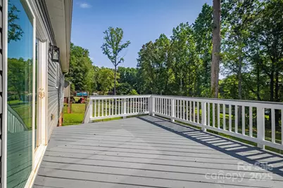 1152 Long Drive, Newton, NC 28658 - Photo 19