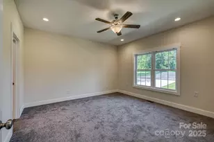 1152 Long Dr, Newton, NC 28658 - Photo 15