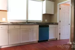 616 Lee St, Albemarle, NC 28001 - Photo 15