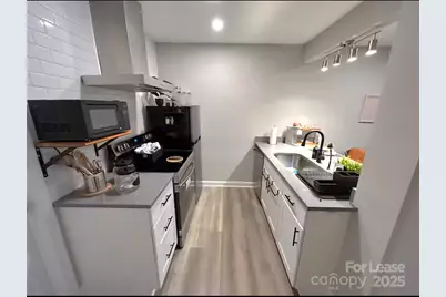 2000 Patio Court #124, Charlotte, NC 28205 - Photo 7