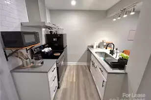 2000 Patio Ct, Charlotte, NC 28205 - Photo 7