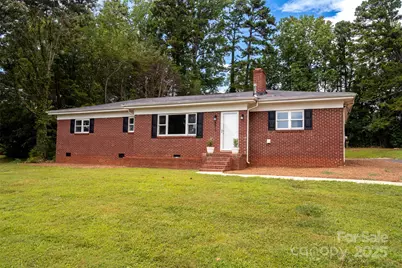 6517 Elmwood Circle, Charlotte, NC 28214 - Photo 1