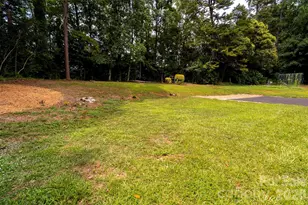 6517 Elmwood Cir, Charlotte, NC 28214 - Photo 21