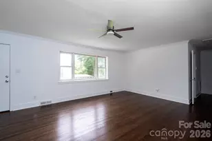 6517 Elmwood Cir, Charlotte, NC 28214 - Photo 7