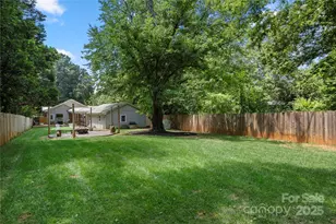 2717 Arnold Dr, Charlotte, NC 28205 - Photo 37