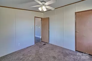 9552 Flat Creek Rd, Kershaw, SC 29720 - Photo 15