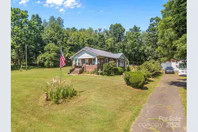 2401 Nc 181 Highway, Morganton, NC 28655 - Photo 17