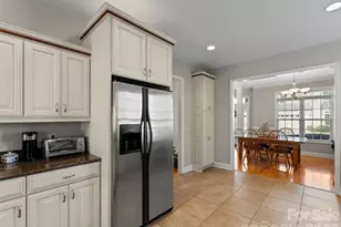 22 Florian Ln, Fletcher, NC 28732 - Photo 9