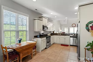 22 Florian Ln, Fletcher, NC 28732 - Photo 7