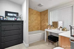 472 Hidden Valley Rd, Clyde, NC 28721 - Photo 23