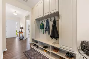 18033 Grey Mossrun Dr, Charlotte, NC 28278 - Photo 9