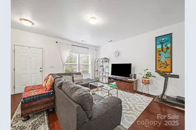 9843 Hanberry Boulevard, Charlotte, NC 28213 - Photo 3