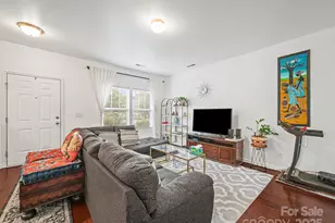 9843 Hanberry Blvd, Charlotte, NC 28213 - Photo 3