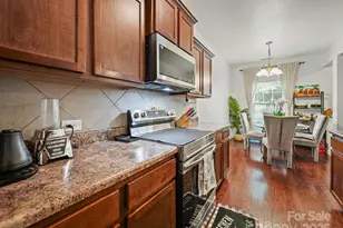 9843 Hanberry Blvd, Charlotte, NC 28213 - Photo 7