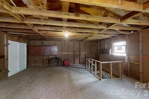 560 Bailey Mountain Rd, Mars Hill, NC 28754 - Photo 27