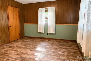 560 Bailey Mountain Rd, Mars Hill, NC 28754 - Photo 21