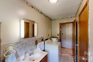 560 Bailey Mountain Rd, Mars Hill, NC 28754 - Photo 19