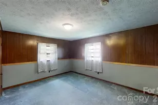 560 Bailey Mountain Rd, Mars Hill, NC 28754 - Photo 25