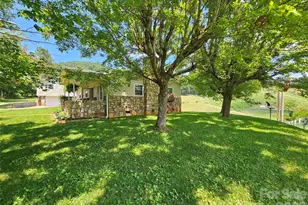 560 Bailey Mountain Rd, Mars Hill, NC 28754 - Photo 5