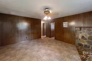 560 Bailey Mountain Rd, Mars Hill, NC 28754 - Photo 9