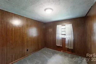 560 Bailey Mountain Rd, Mars Hill, NC 28754 - Photo 23