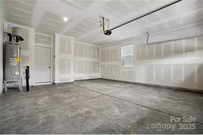 2101 Vinyasa Lane, Charlotte, NC 28215 - Photo 31