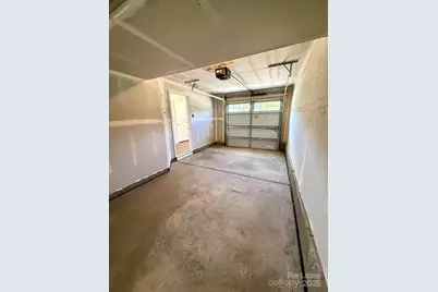 7226 Capstan Terrace, Charlotte, NC 28269 - Photo 7