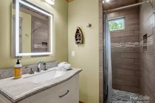 417 Tryon Bay Cir, Lake Lure, NC 28746 - Photo 19