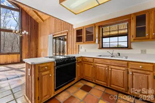 236 Valley View Dr, Topton, NC 28781 - Photo 9