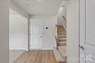 512 Whitehall Cir, Durham, NC 27713 - Photo 5