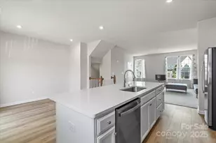 512 Whitehall Cir, Durham, NC 27713 - Photo 15