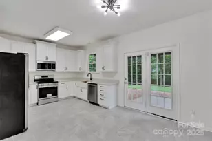 126 Matlen Dr, Mooresville, NC 28117 - Photo 7