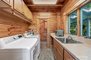 220 Cir Pines Dr, Rosman, NC 28772 - Photo 31