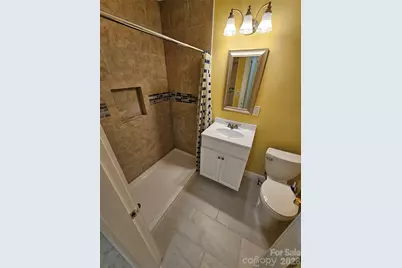 31 Poplar Street, Great Falls, SC 29055 - Photo 11