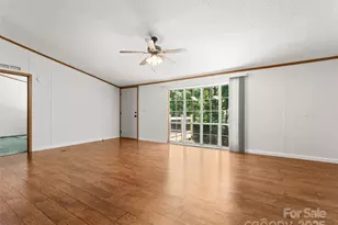 946 Turkey Pen Gap Rd, Horse Shoe, NC 28742 - Photo 9