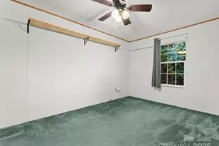 946 Turkey Pen Gap Rd, Horse Shoe, NC 28742 - Photo 17