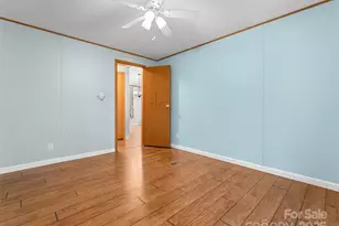 946 Turkey Pen Gap Rd, Horse Shoe, NC 28742 - Photo 21