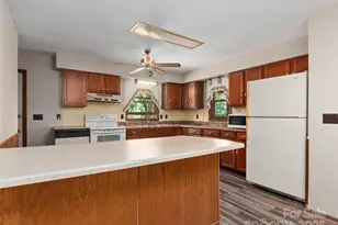 250 Turkey Pen Rd, Franklin, NC 28734 - Photo 11